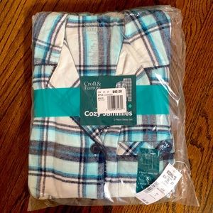 NWT Croft and Barrow Flannel Pajama Set